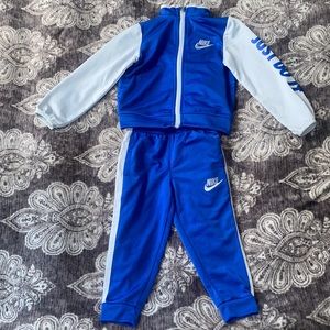 Blue and gray nike tech matching set for boys